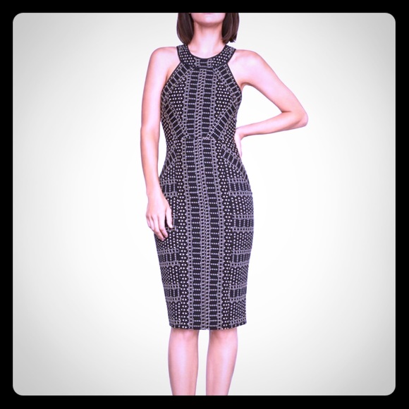 BCBGMaxAzria Dresses & Skirts - NWT BCBGMaxAzria Pyramid Jacquard Sheath Dress